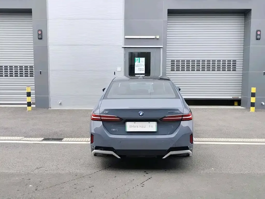 BMW i5 2024 из CN, фото 3