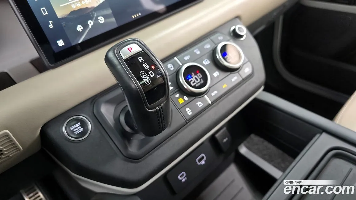 Land Rover Defender 2022 из KR, фото 9