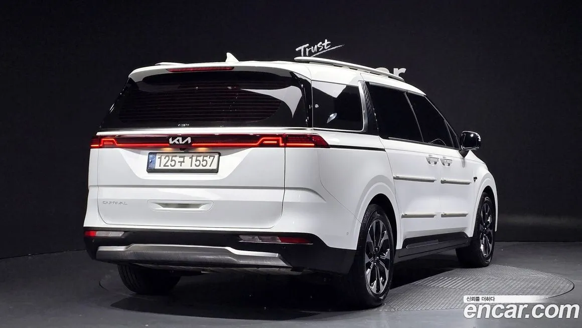 Kia Carnival — фото 2