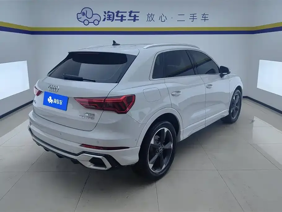 Audi Q3 2024 из CN, фото 3