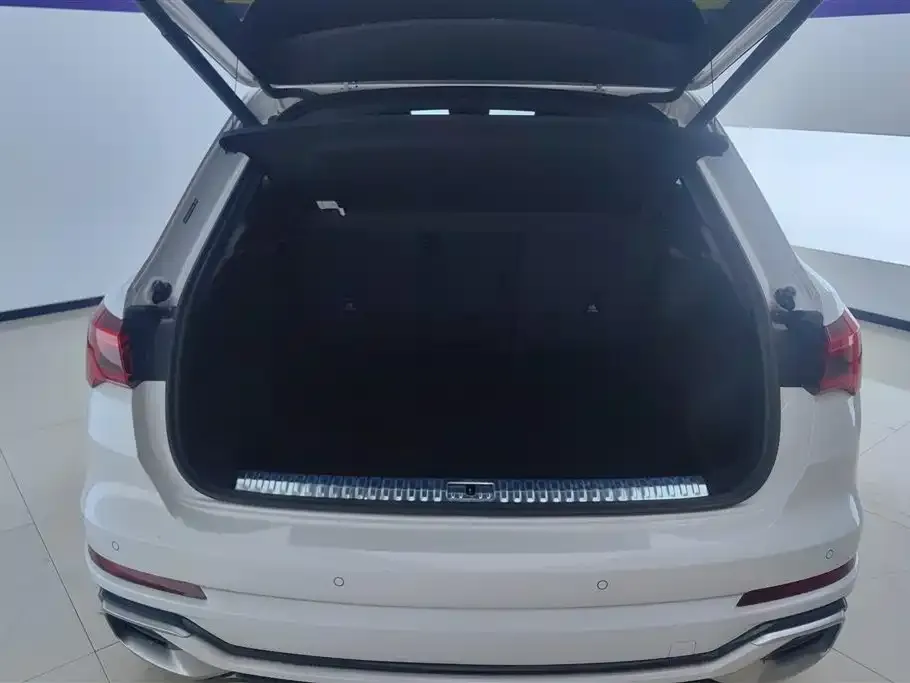 Audi Q3 2024 из CN, фото 4
