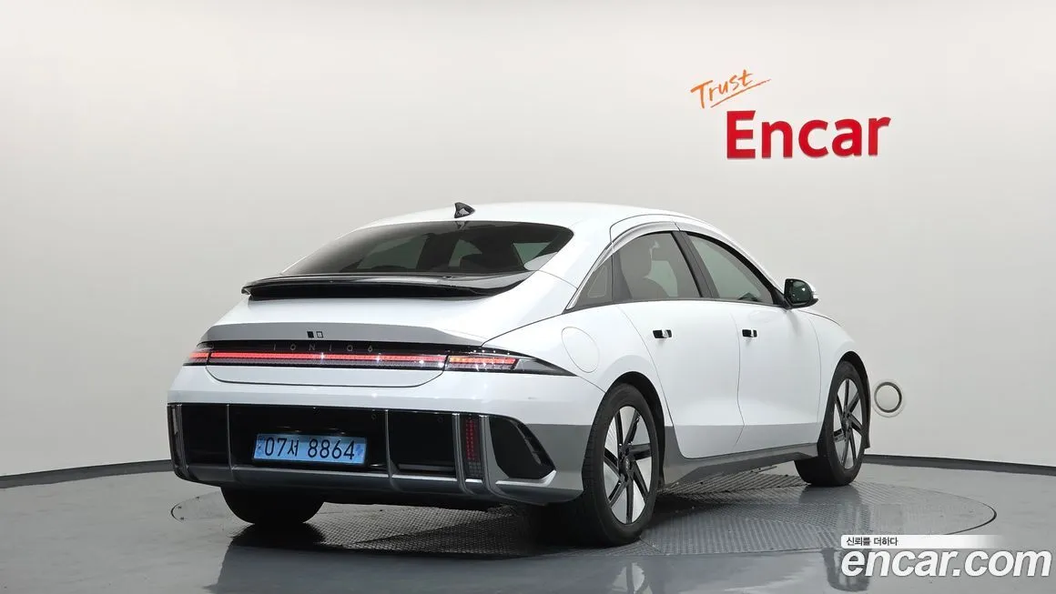 Hyundai Ioniq6 2023 из KR, фото 2