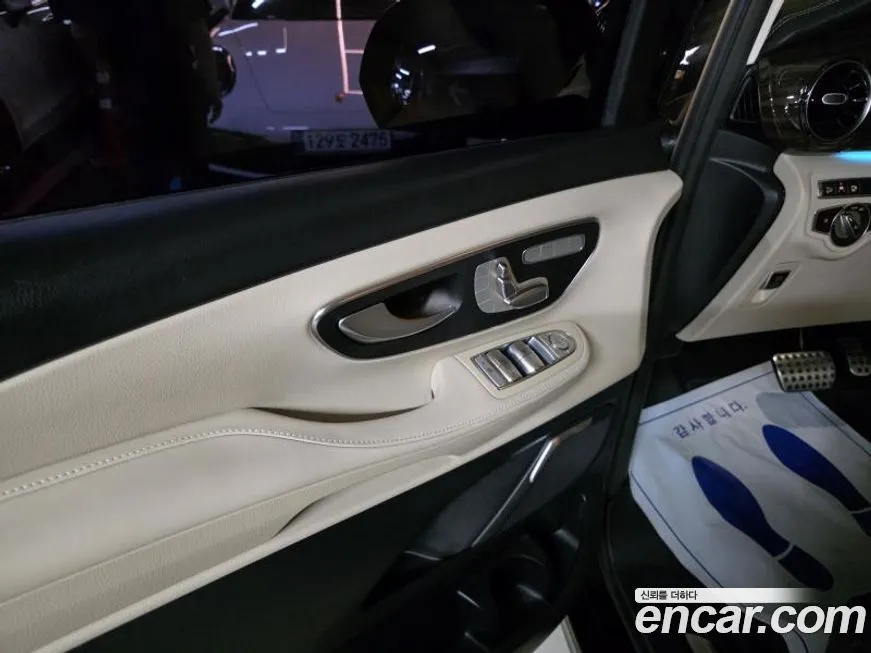 Mercedes-Benz V-Class 2023 из KR, фото 10
