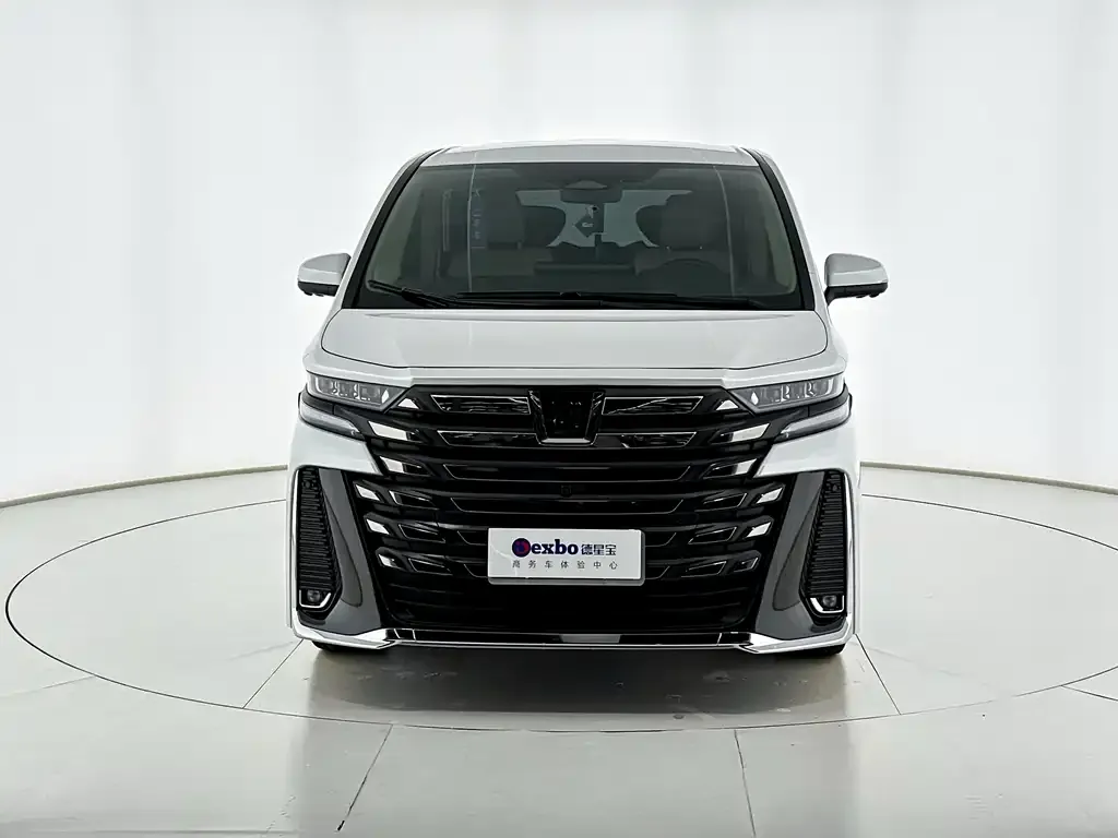Toyota Vellfire 2024 из CN, фото 2
