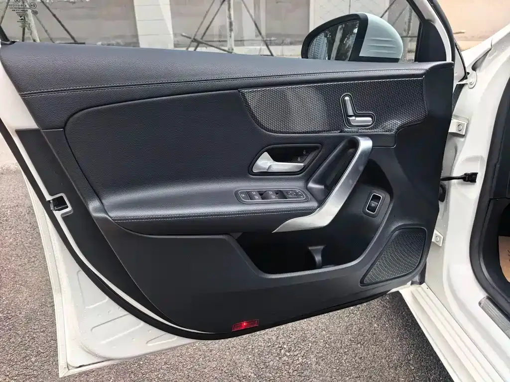 Mercedes-Benz A-Class 2021 из CN, фото 8