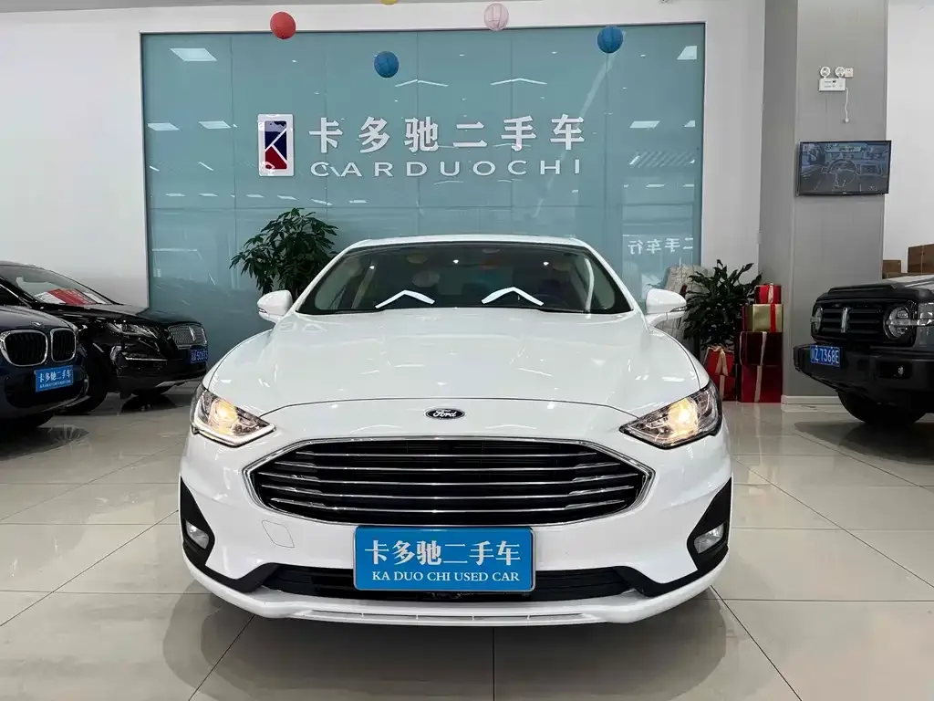 Ford Mondeo 2022 из CN, фото 3