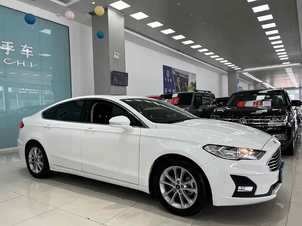 Ford Mondeo 2022 из CN, фото 4