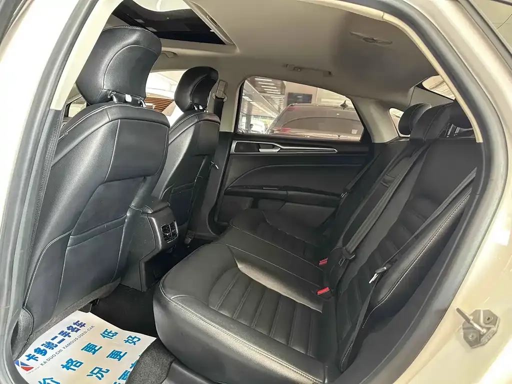 Ford Mondeo 2022 из CN, фото 6