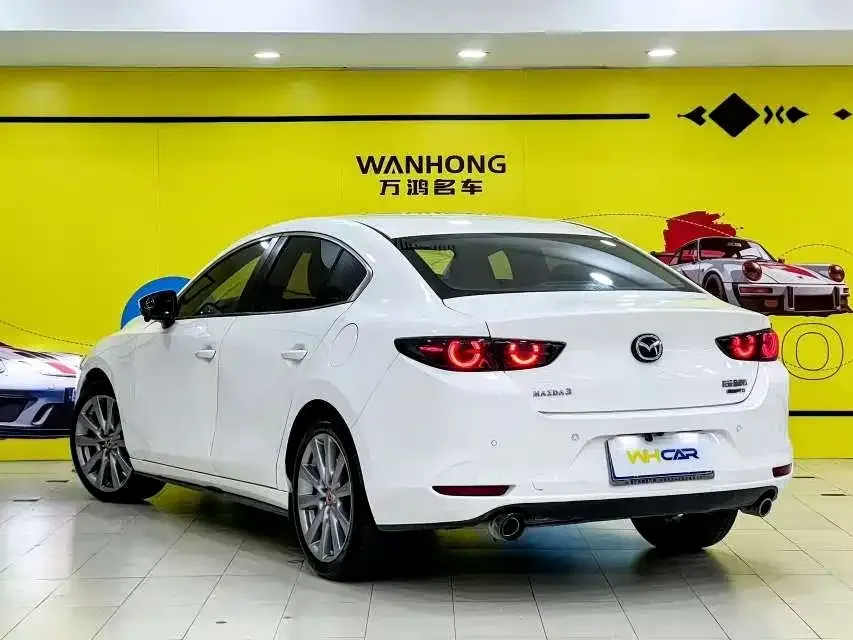 Mazda 3 Axela — фото 9