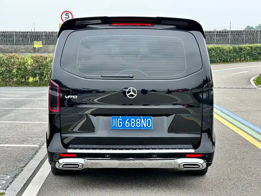 Mercedes-Benz Vito 2023 из CN, фото 6