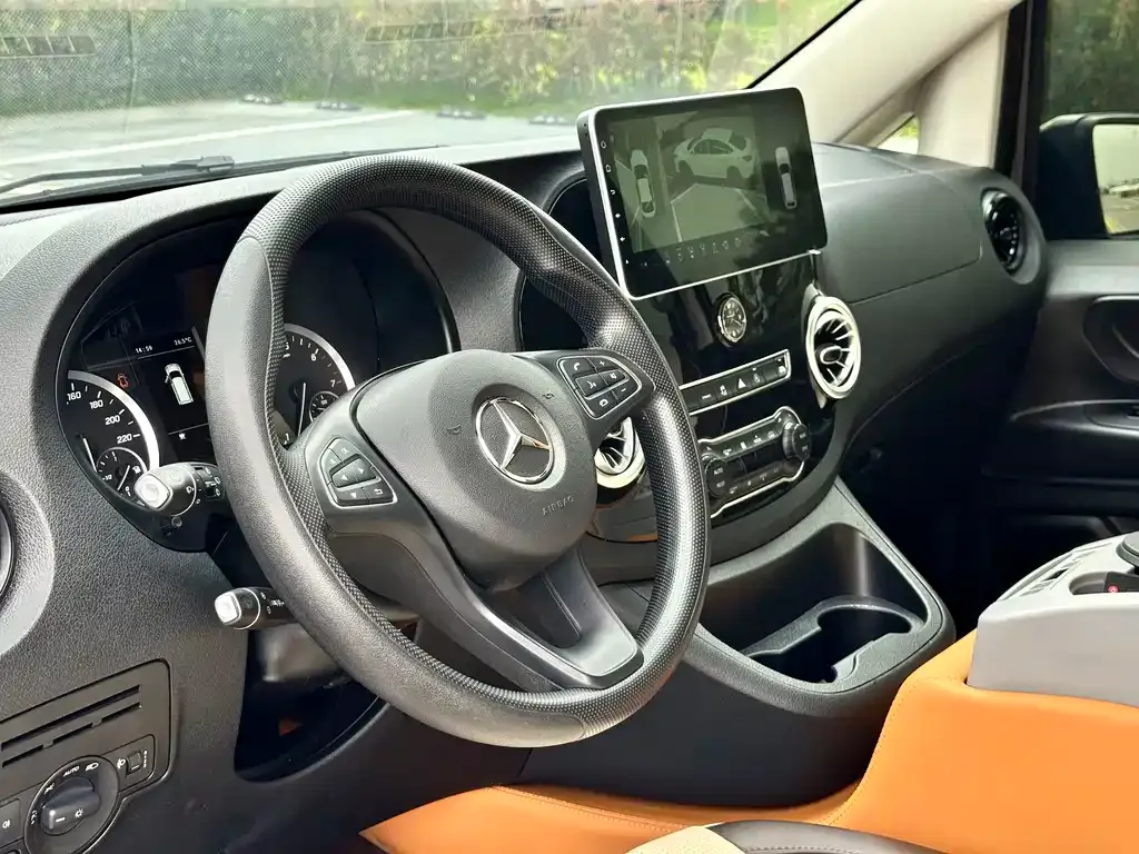 Mercedes-Benz Vito 2023 из CN, фото 8