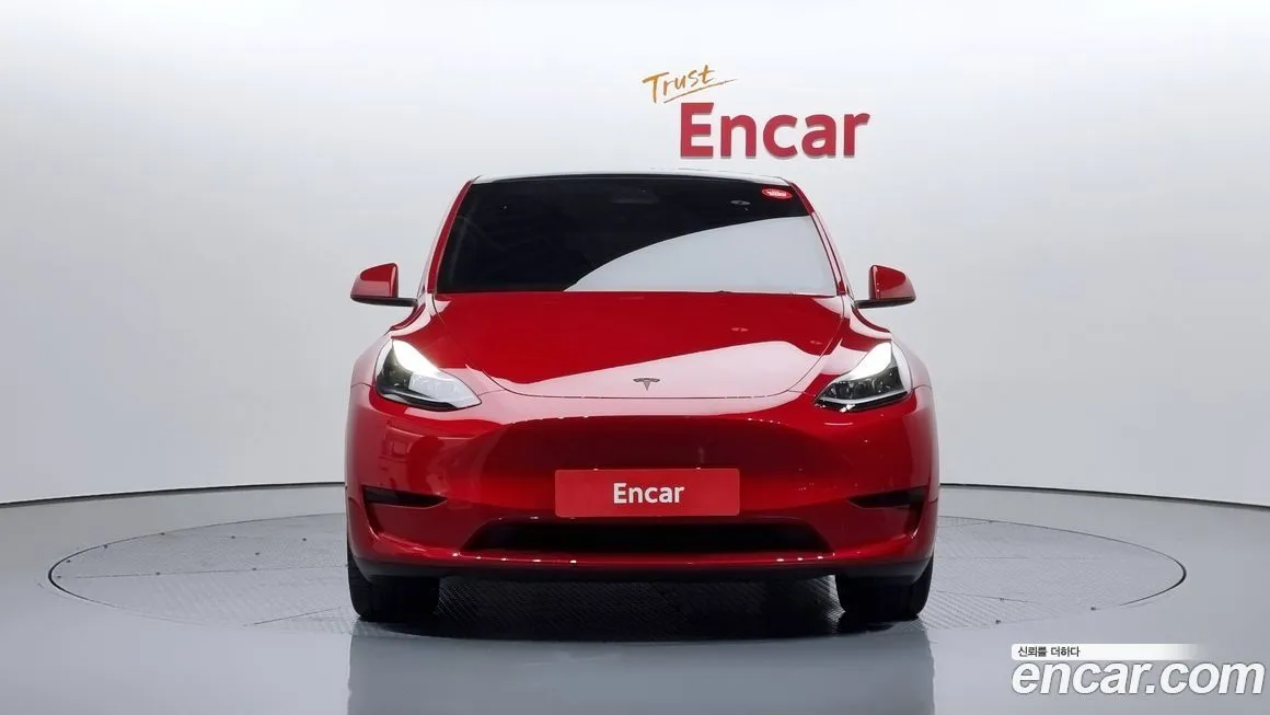 Tesla Model Y — фото 3