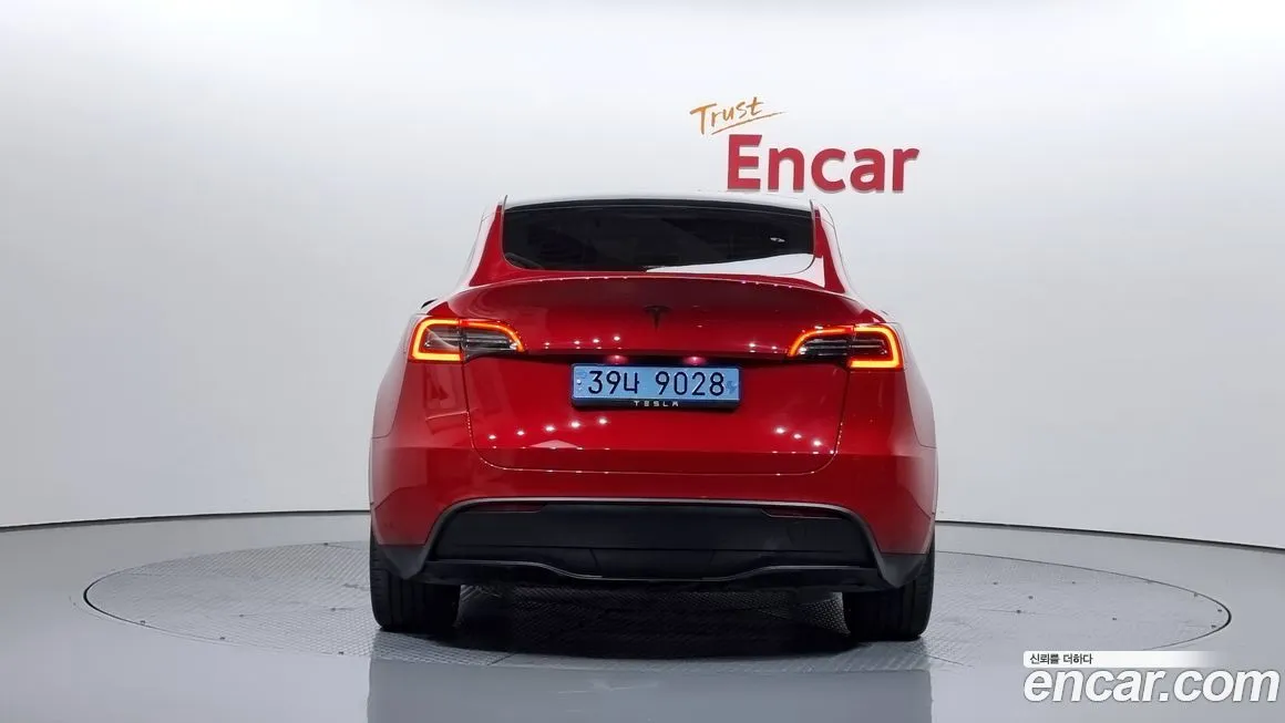 Tesla Model Y — фото 4