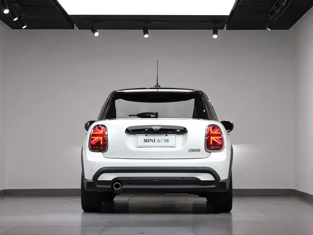 MINI Cooper (3-door) 2023 из CN, фото 5