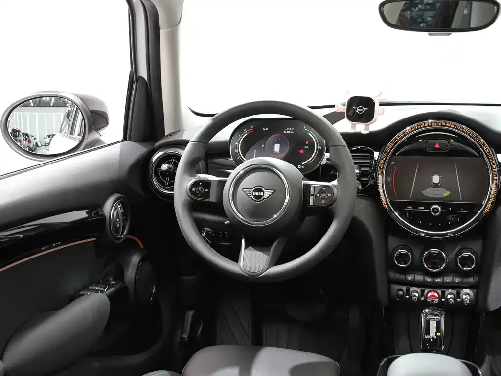 MINI Cooper (3-door) 2023 из CN, фото 7