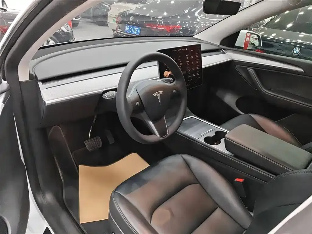 Tesla Model Y 2024 из CN, фото 9