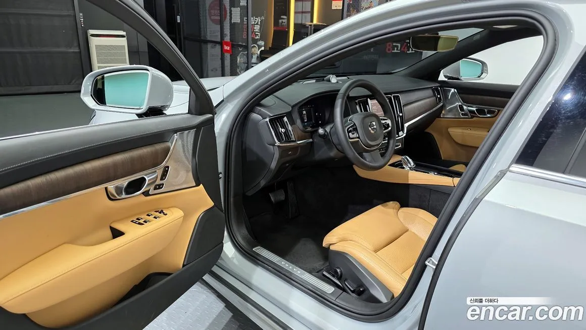 Volvo S90 2025 из KR, фото 10