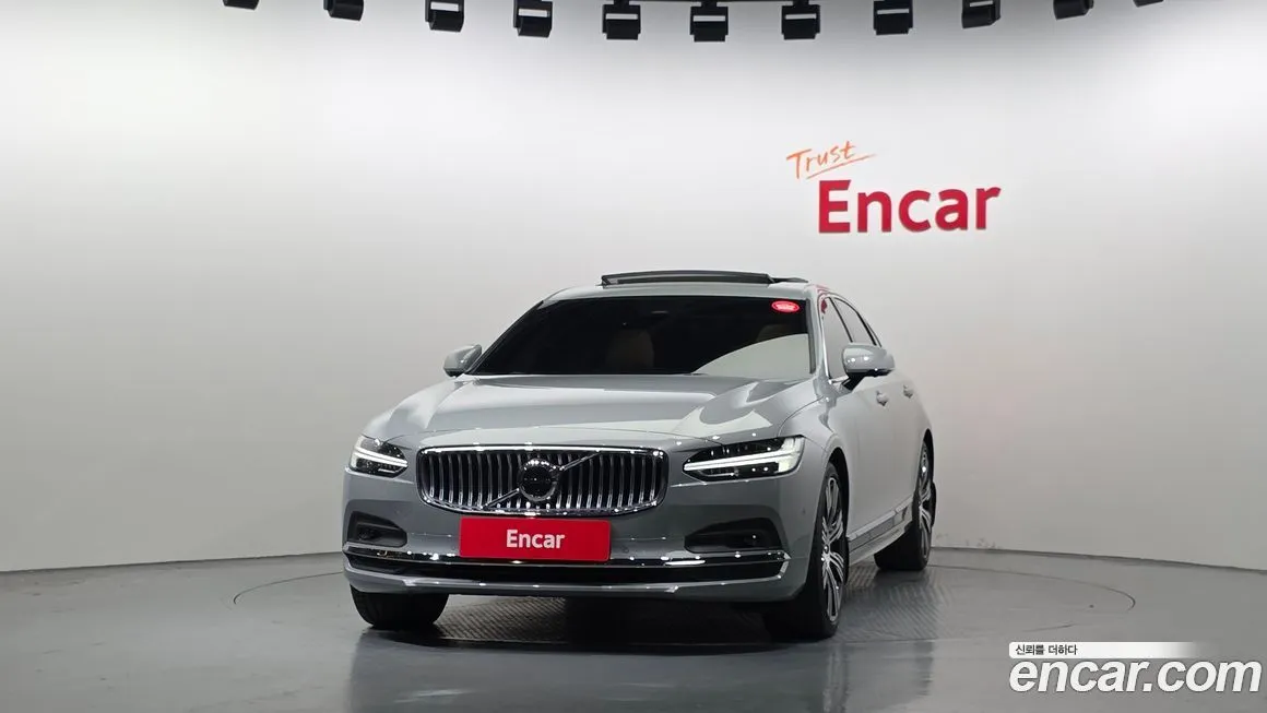 Volvo S90 2025 из KR, фото 3