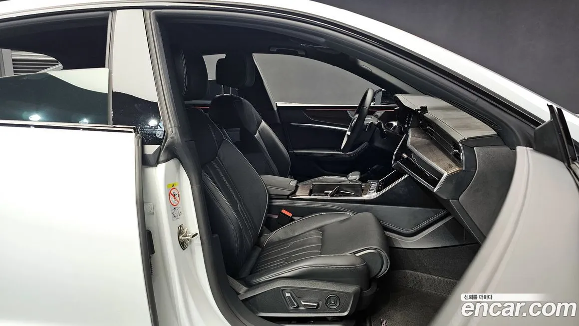 Audi A7 2023 из KR, фото 10