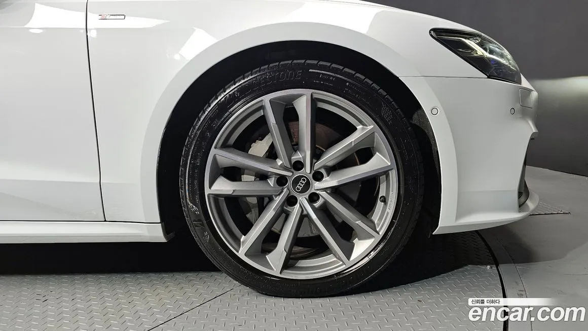 Audi A7 2023 из KR, фото 5