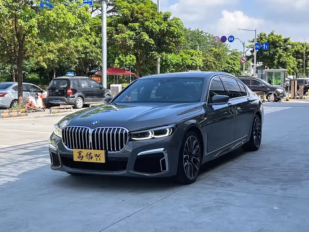 BMW 7 Series 2021 из CN, фото 1