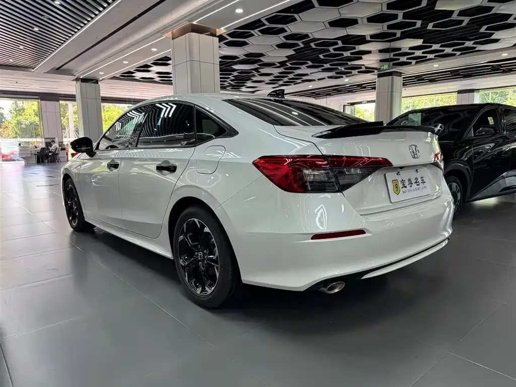 Honda Civic 2024 из CN, фото 6