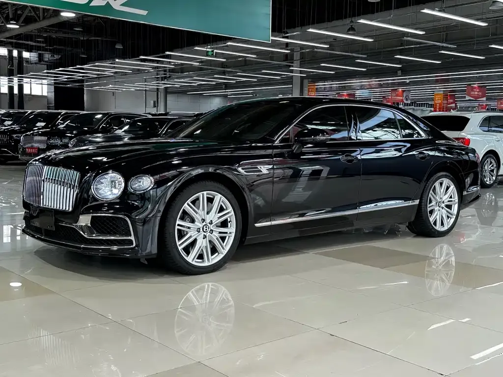 Bentley Flying Spur 2023 из CN, фото 1
