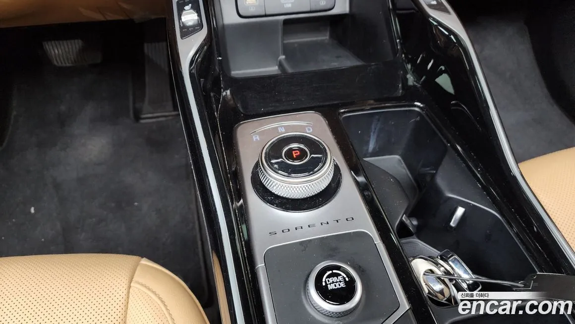 Kia Sorento — фото 9