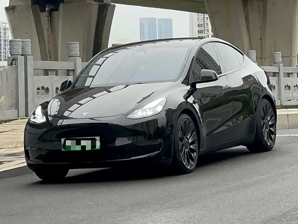 Tesla Model Y 2023 из CN, фото 1
