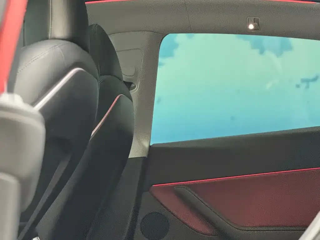 Tesla Model Y 2023 из CN, фото 8