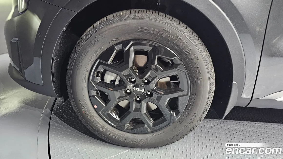 Kia Sorento — фото 5