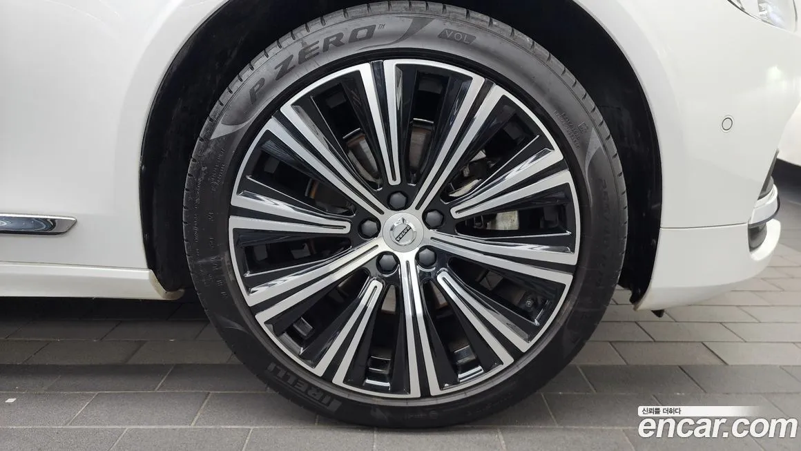 Volvo S90 2023 из KR, фото 5