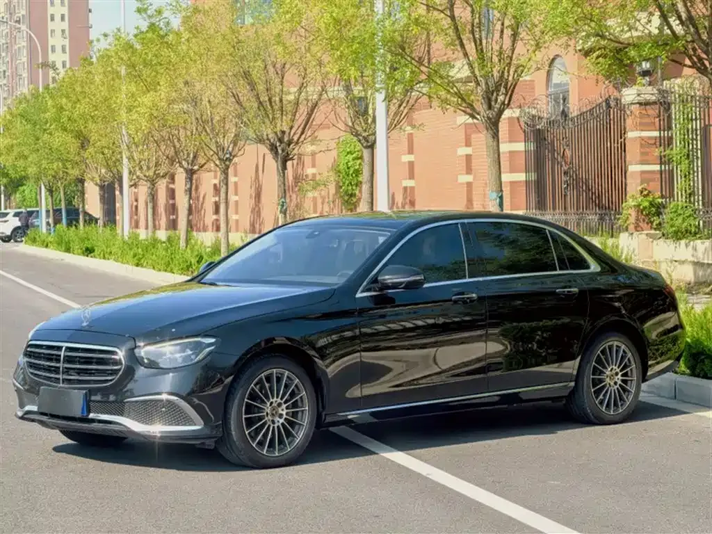 Mercedes-Benz E-Class 2022 из CN, фото 2