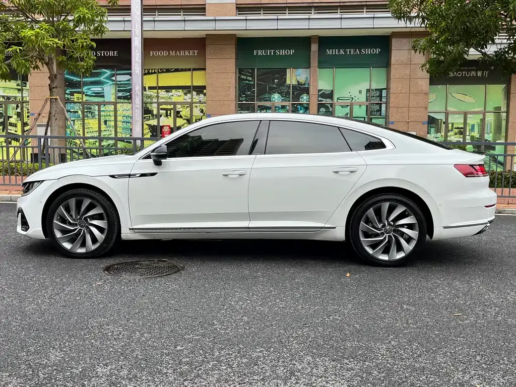 Volkswagen CC — фото 7