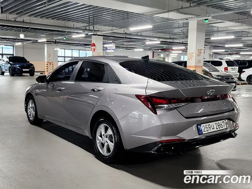 Hyundai AVANTE — фото 3