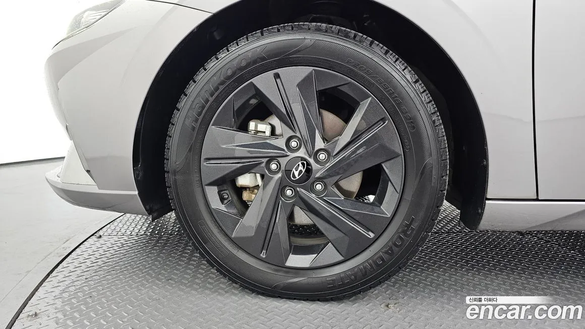 Hyundai AVANTE 2021 из KR, фото 5
