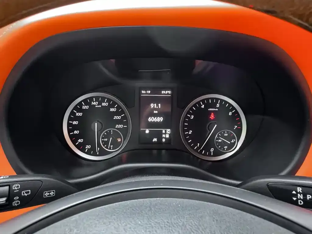 Mercedes-Benz Vito 2022 из CN, фото 3