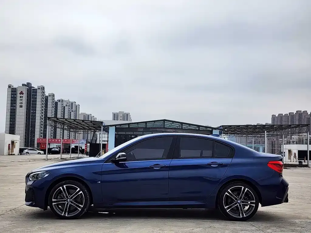 BMW 1 Series 2021 из CN, фото 6