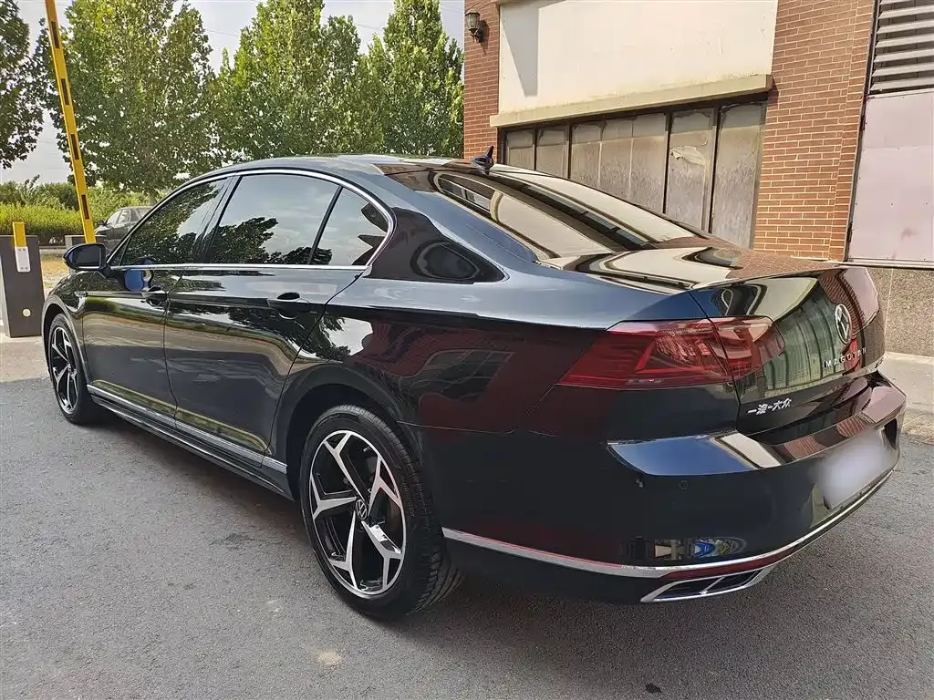 Volkswagen Magotan 2024 из CN, фото 6