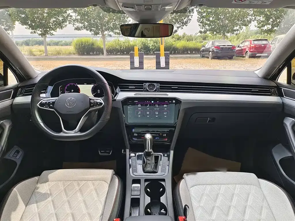Volkswagen Magotan 2024 из CN, фото 9