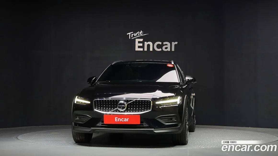 Volvo V60 2021 из KR, фото 3