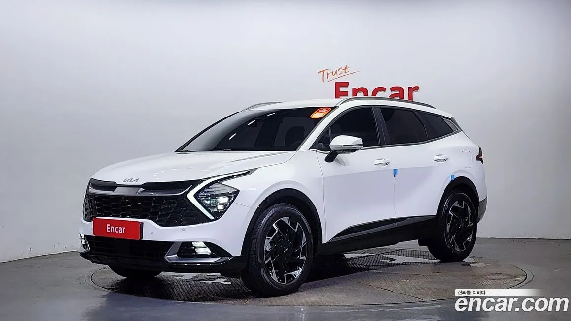Kia Sportage — фото 1
