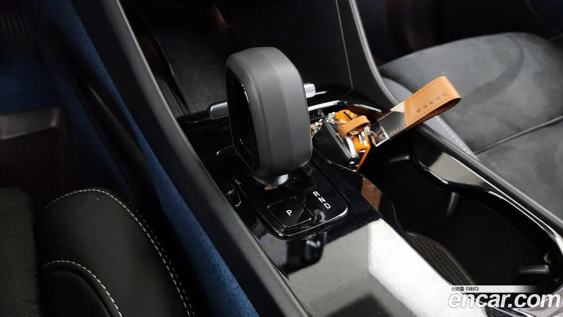 Volvo C40 2024 из KR, фото 9