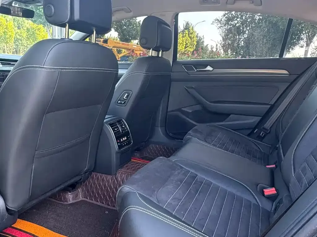 Volkswagen Magotan 2022 из CN, фото 7