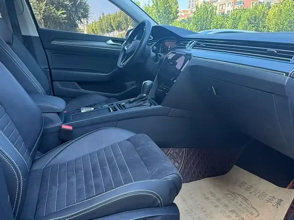 Volkswagen Magotan 2022 из CN, фото 9