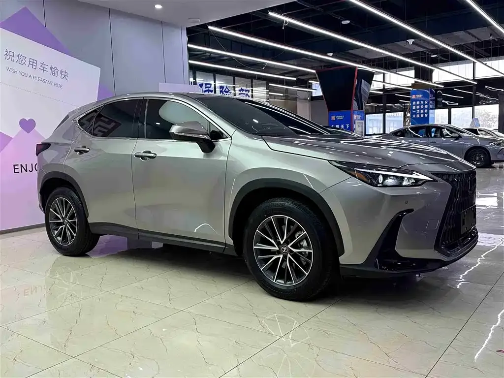Lexus NX 2025 из CN, фото 3