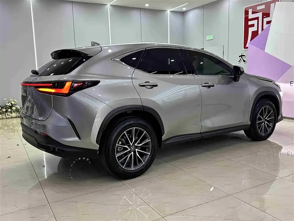Lexus NX 2025 из CN, фото 4