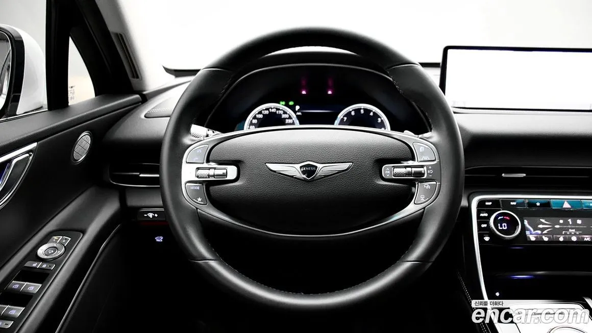 Genesis GV80 — фото 10