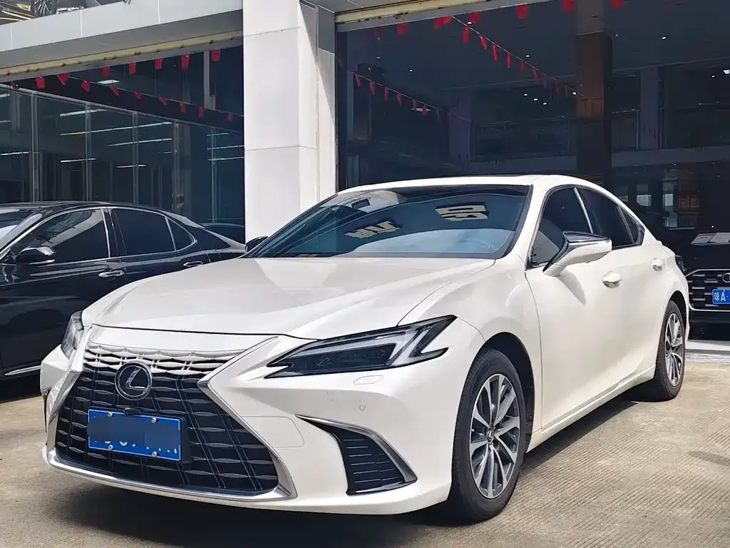 Lexus ES 2025 из CN, фото 1