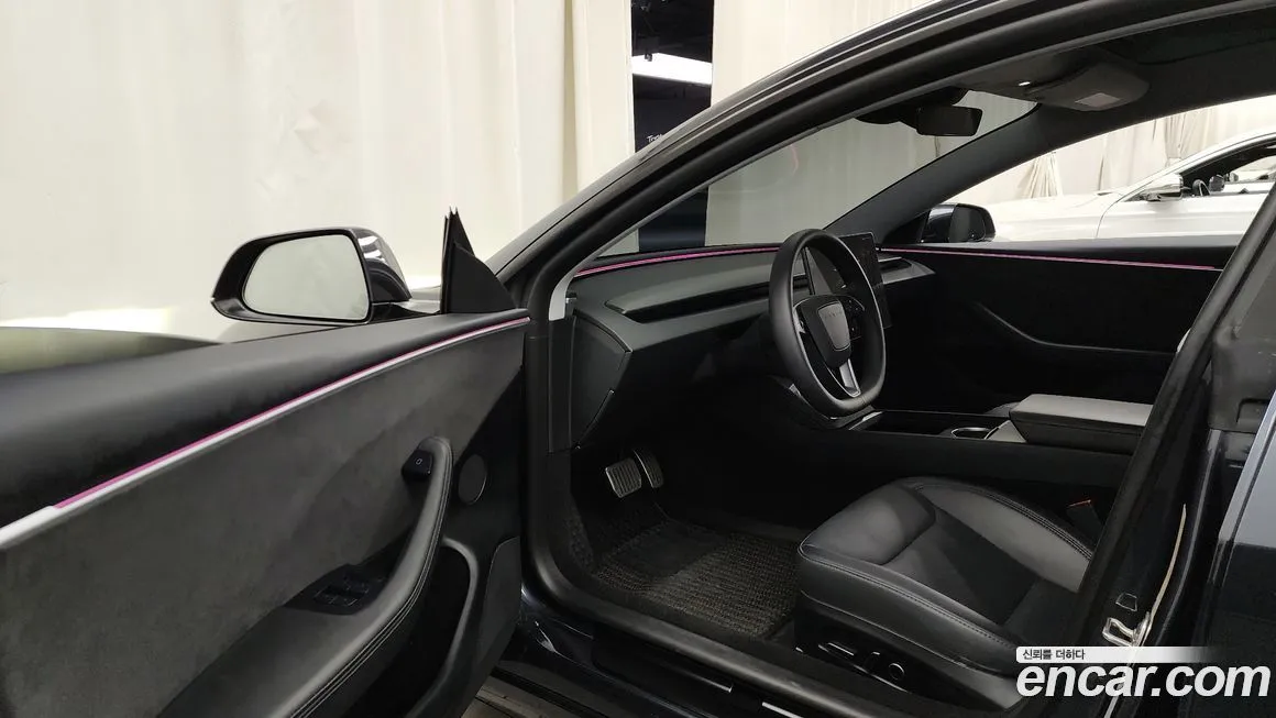 Tesla Model 3 — фото 10